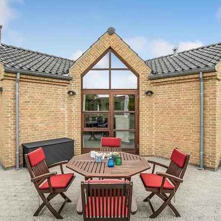 Casa de Férias 3 Bedroom Pet Friendly Home In Ebeltoft *