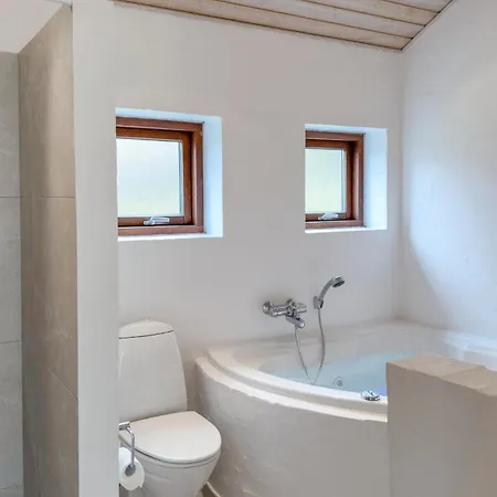 Feriehus Three-bedroom In