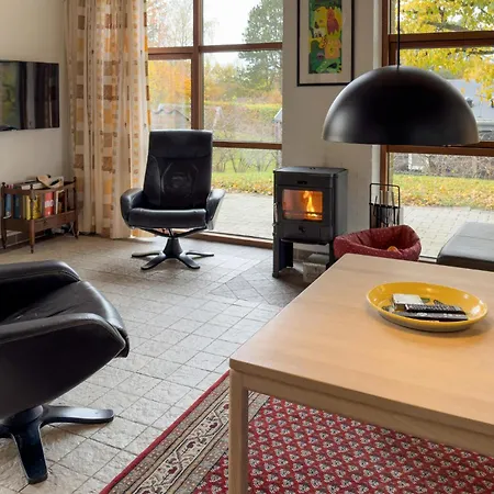 Casa de Férias 3 Bedroom Pet Friendly Home In Ebeltoft *