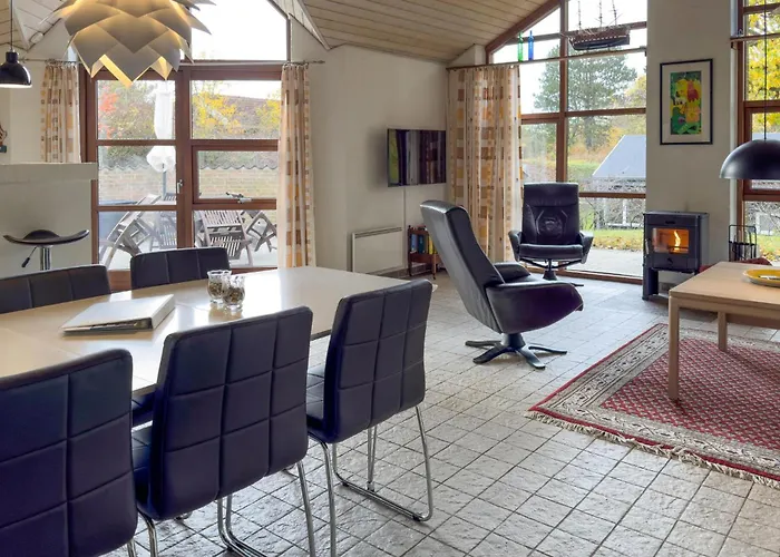 Three-bedroom In * Ebeltoft