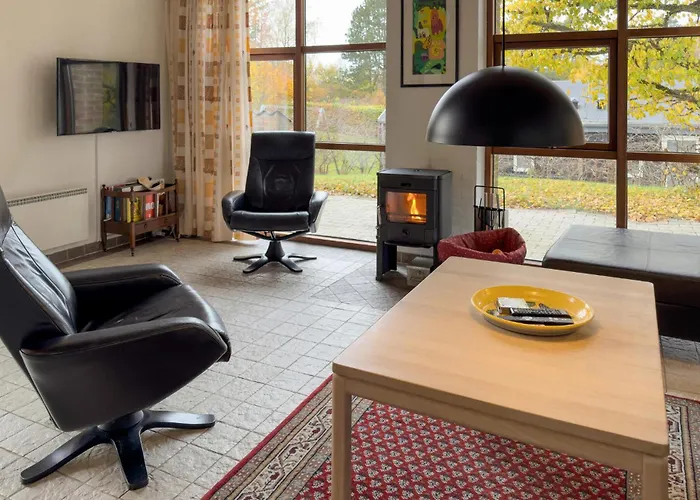 Σπίτι διακοπών Three-bedroom In *